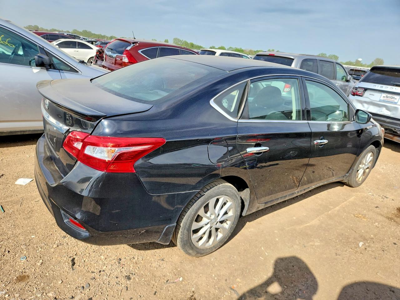 2017 NISSAN SENTRA S photo 5