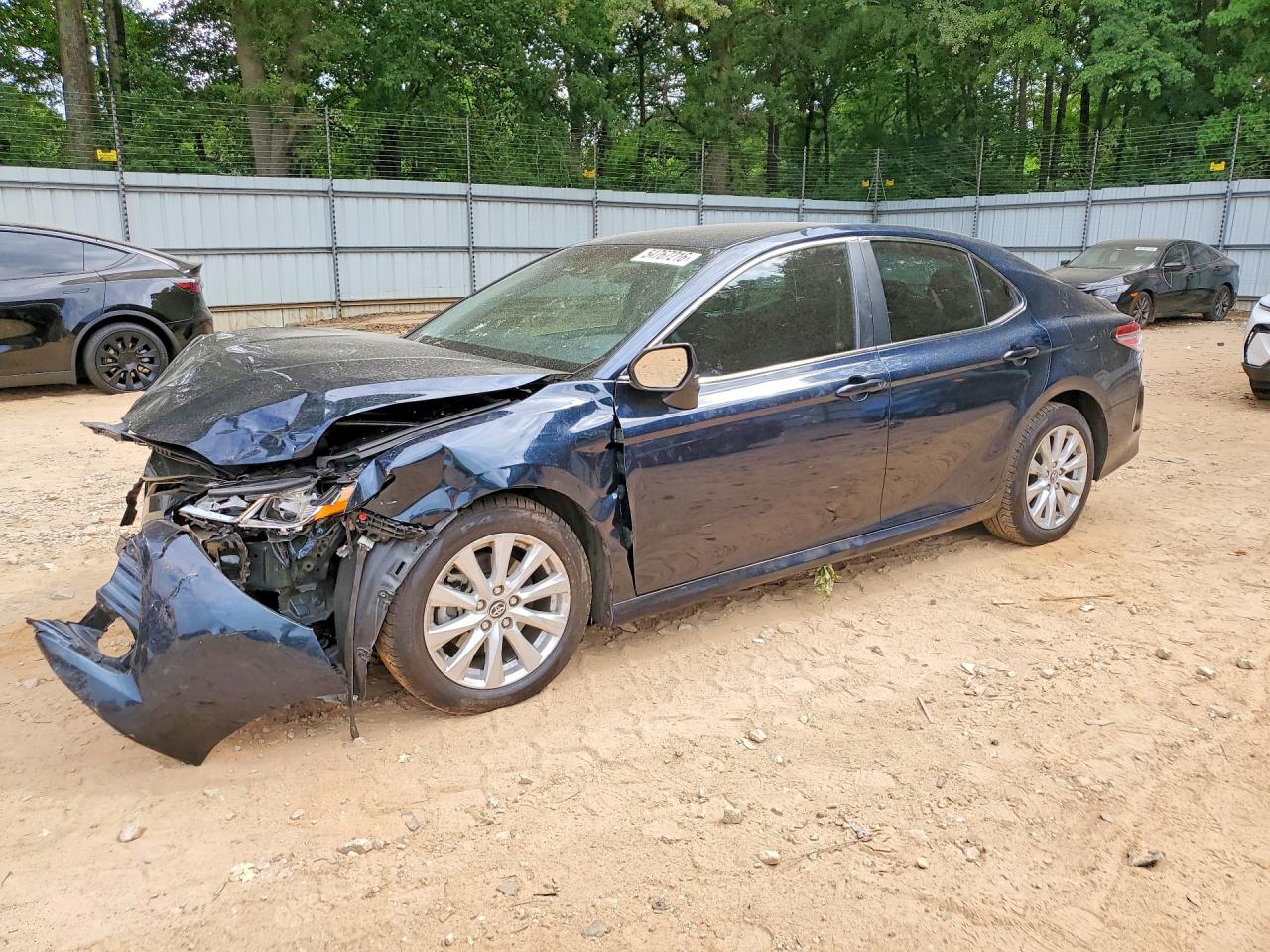 2018 TOYOTA CAMRY