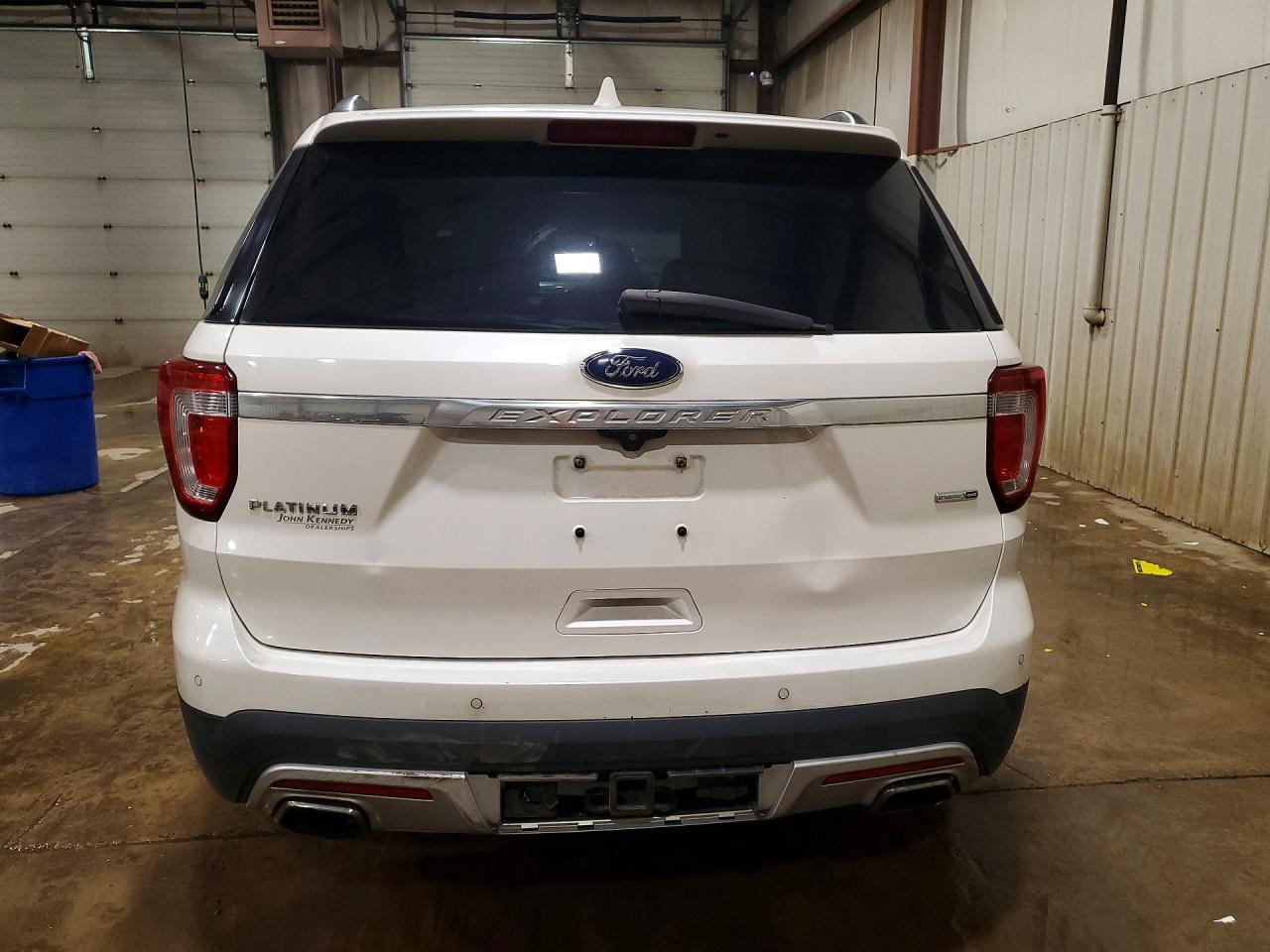 2016 FORD EXPLORER PLATINUM photo 11