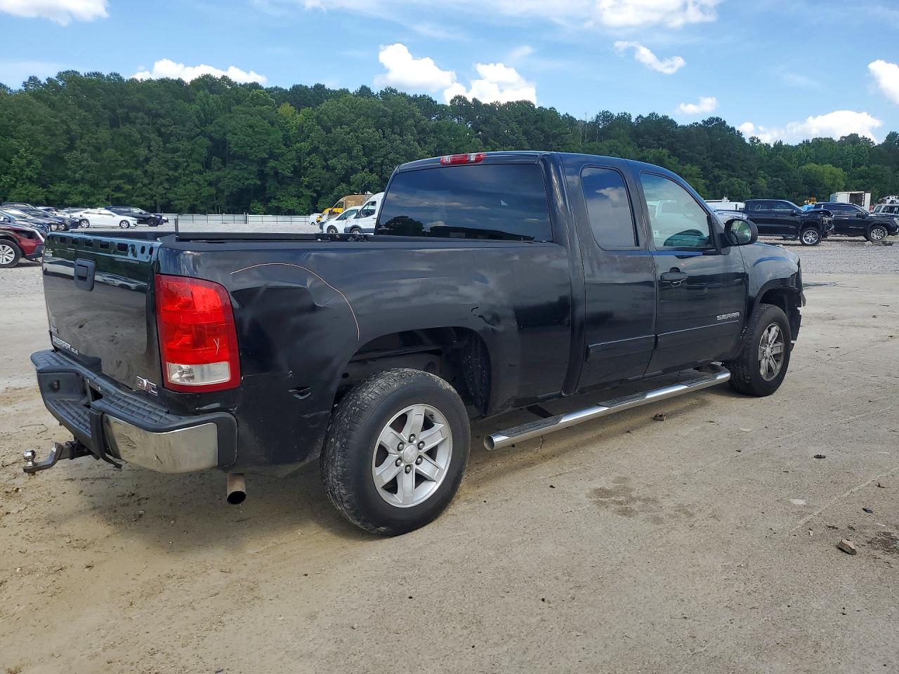 2011 GMC SIERRA C1500 SLE photo 5