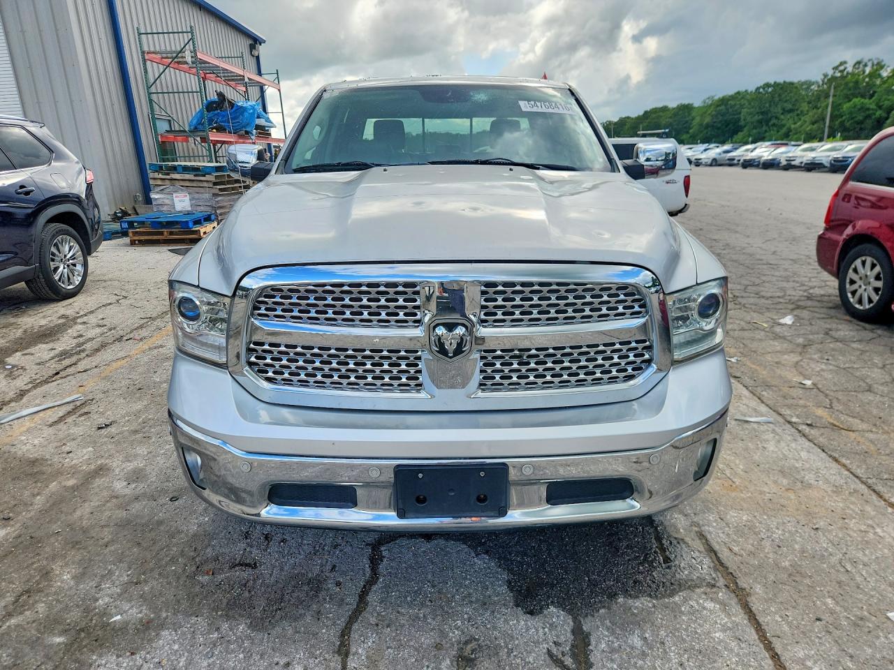 2014 RAM 1500 LARAMIE photo 9