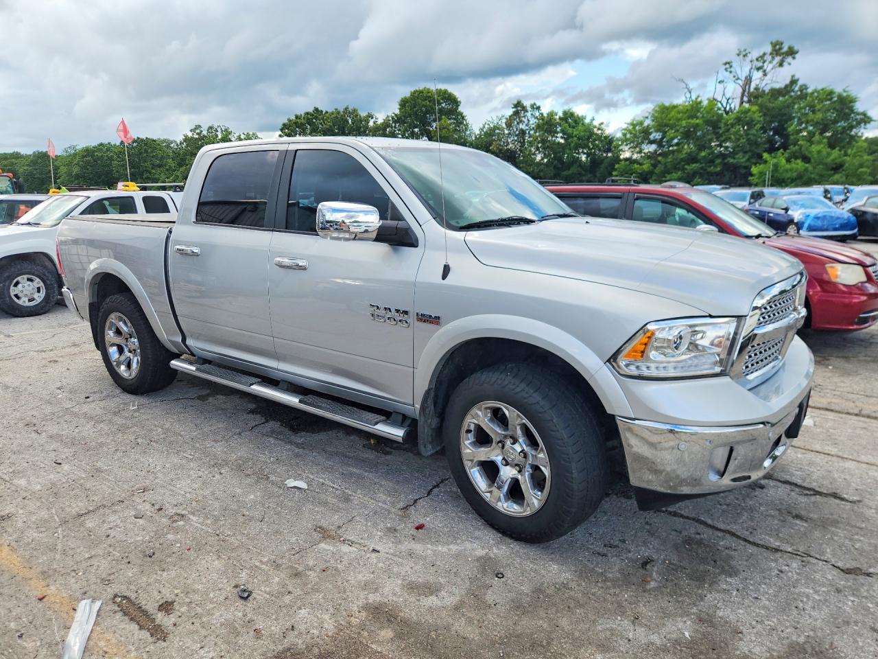 2014 RAM 1500 LARAMIE photo 7