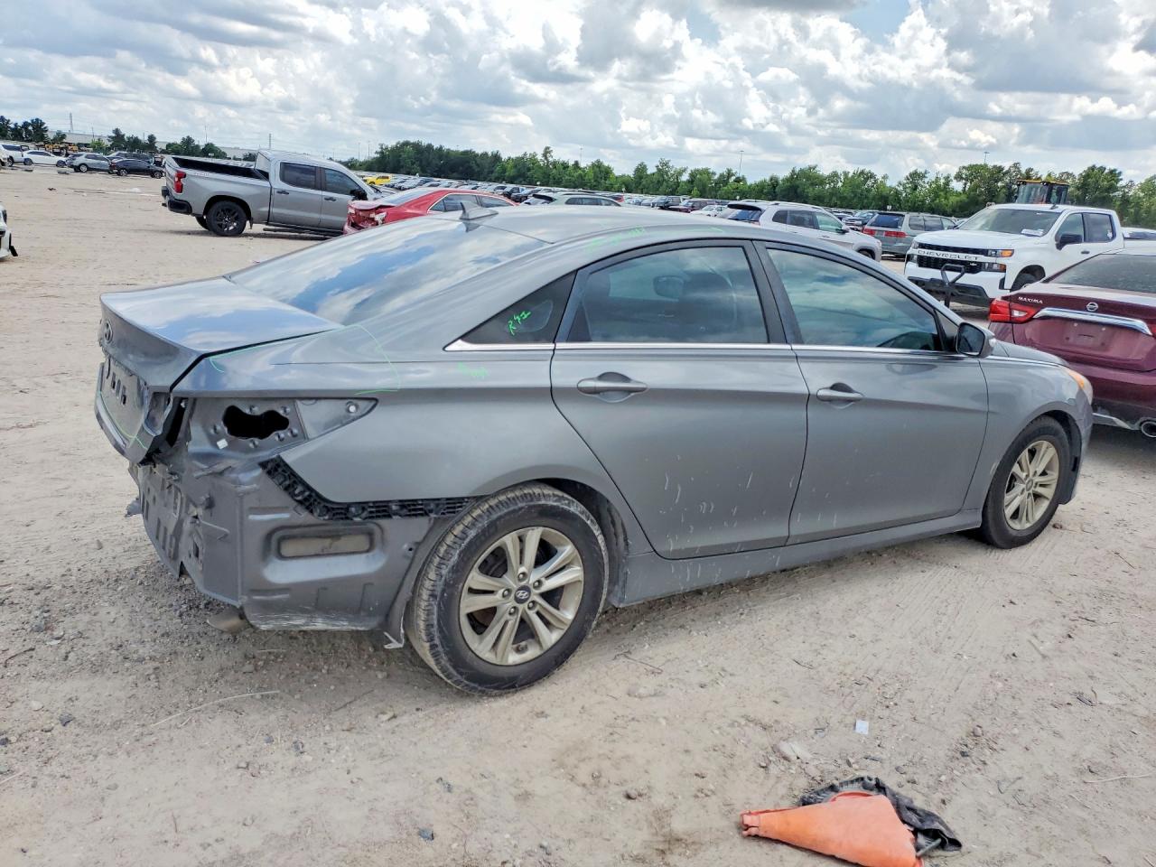 2014 HYUNDAI SONATA GLS photo 7