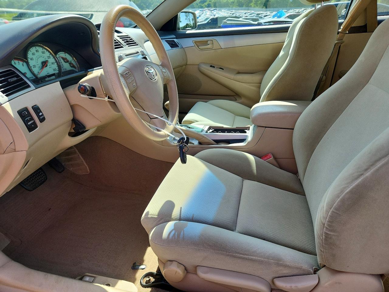 2004 TOYOTA CAMRY SOLARA SE photo 13