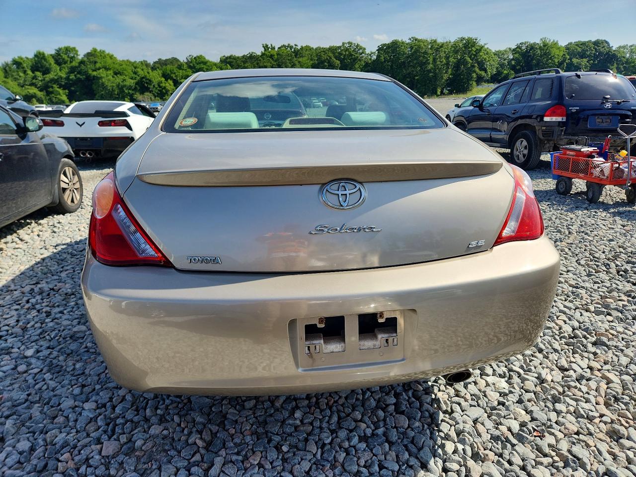 2004 TOYOTA CAMRY SOLARA SE photo 11