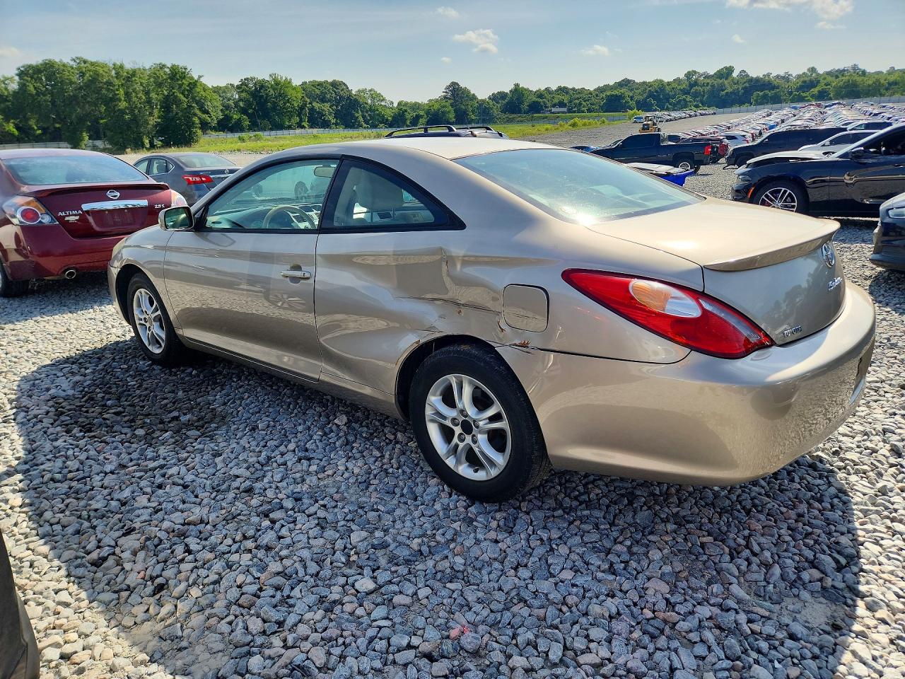 2004 TOYOTA CAMRY SOLARA SE photo 3