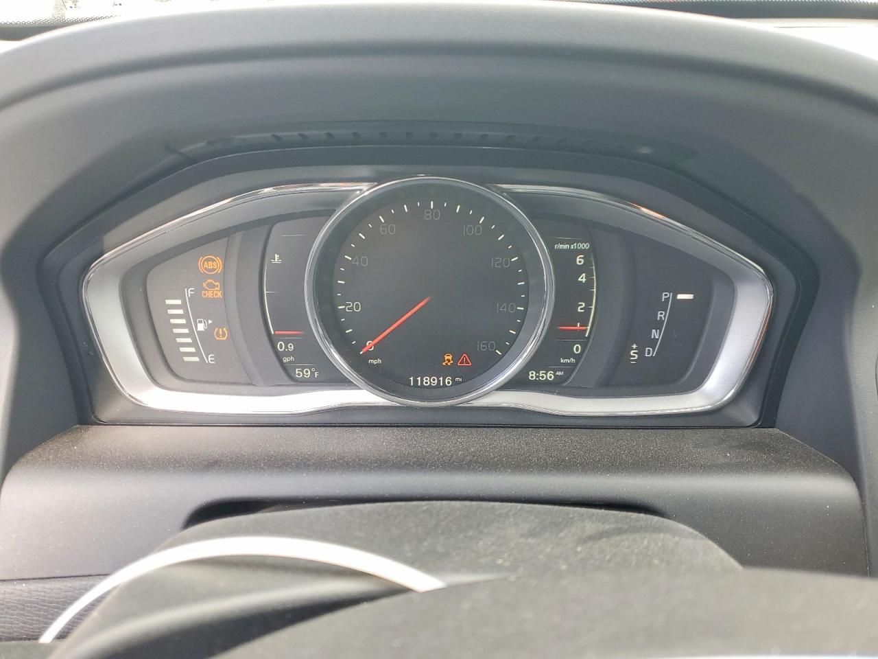 2017 VOLVO XC60 T6 DYNAMIC photo 17