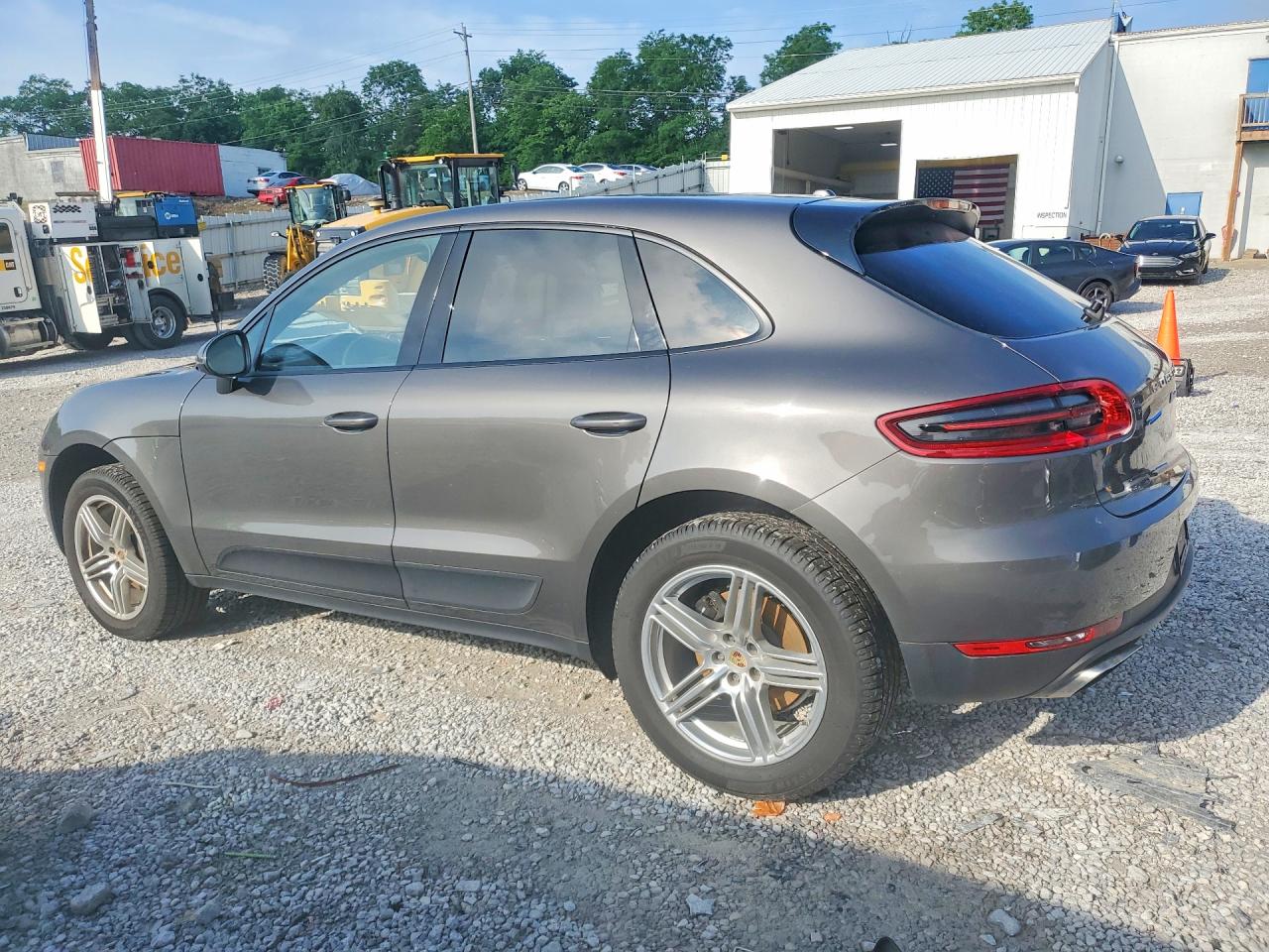 2018 PORSCHE MACAN photo 4