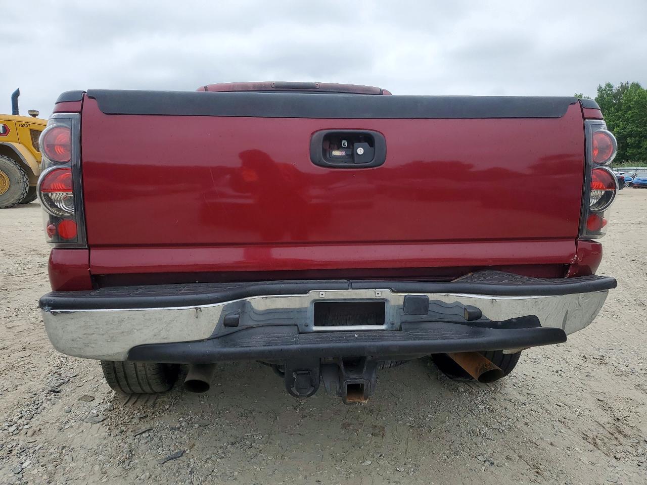 2004 CHEVROLET SILVERADO C1500 photo 11