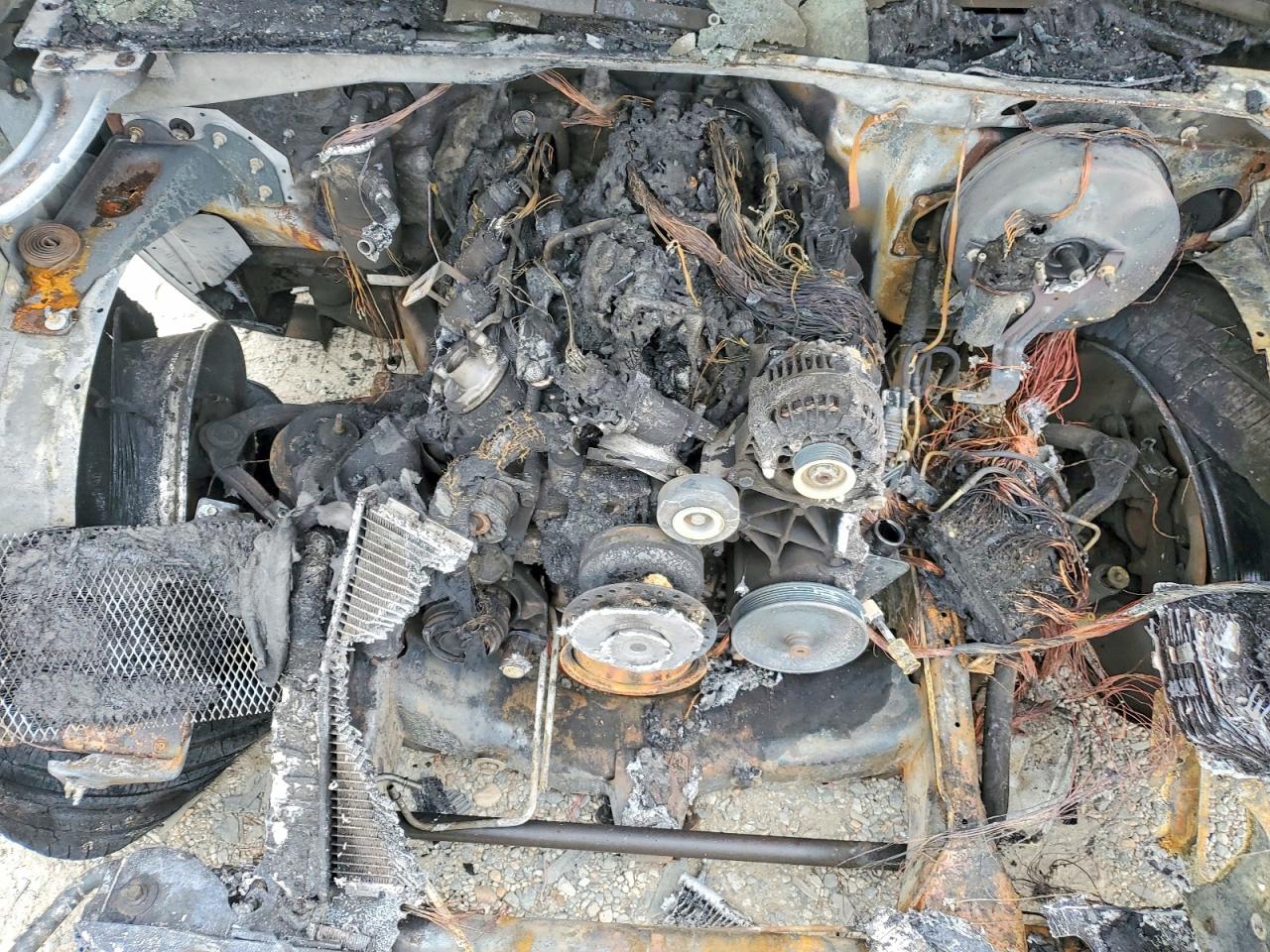 2004 CHEVROLET SILVERADO C1500 photo 21