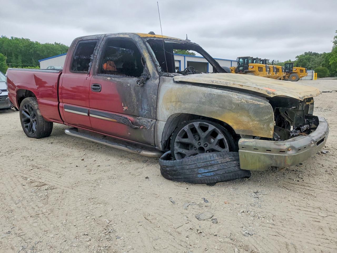 2004 CHEVROLET SILVERADO C1500 photo 7