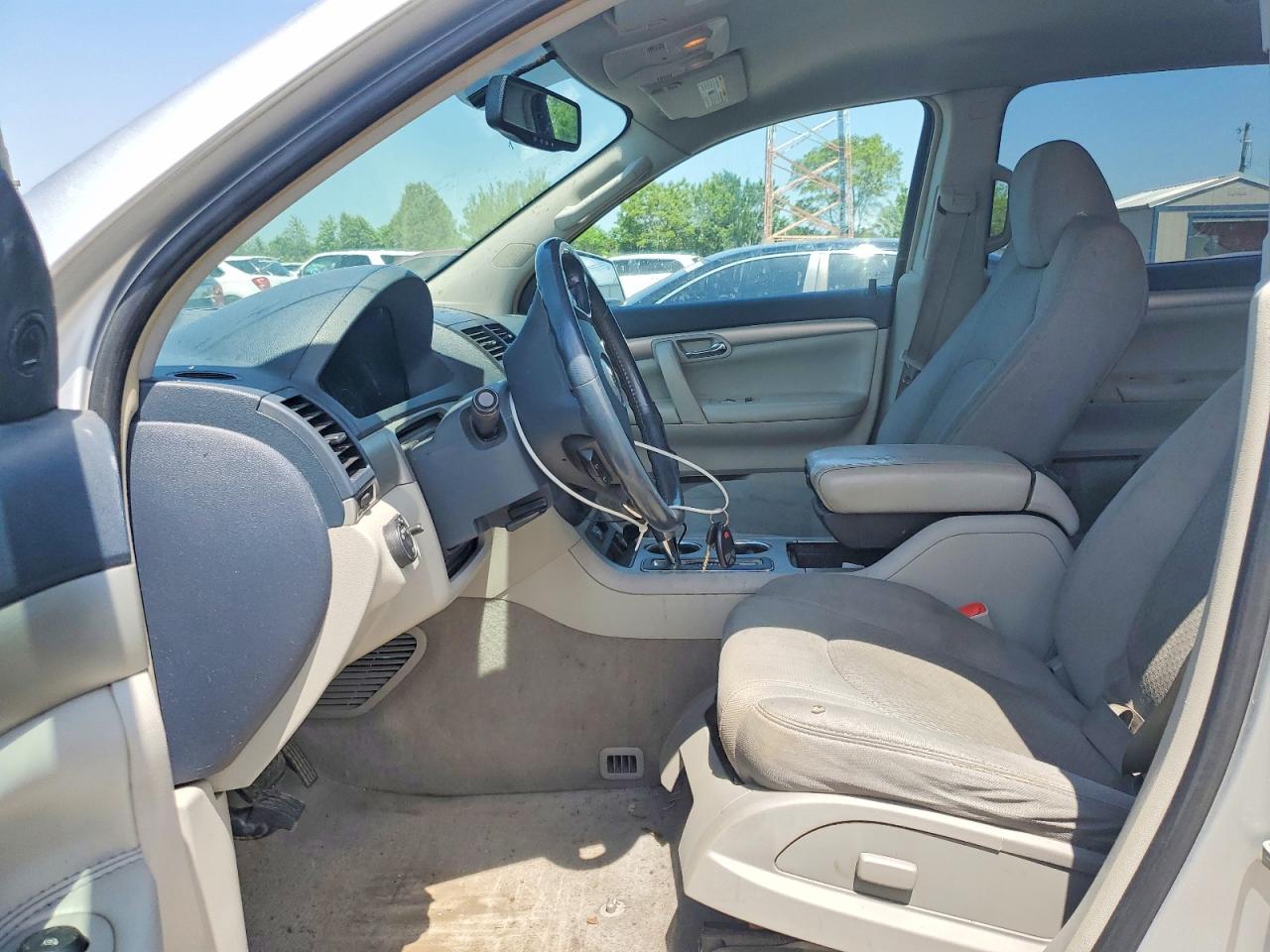 2009 SATURN OUTLOOK XE photo 13