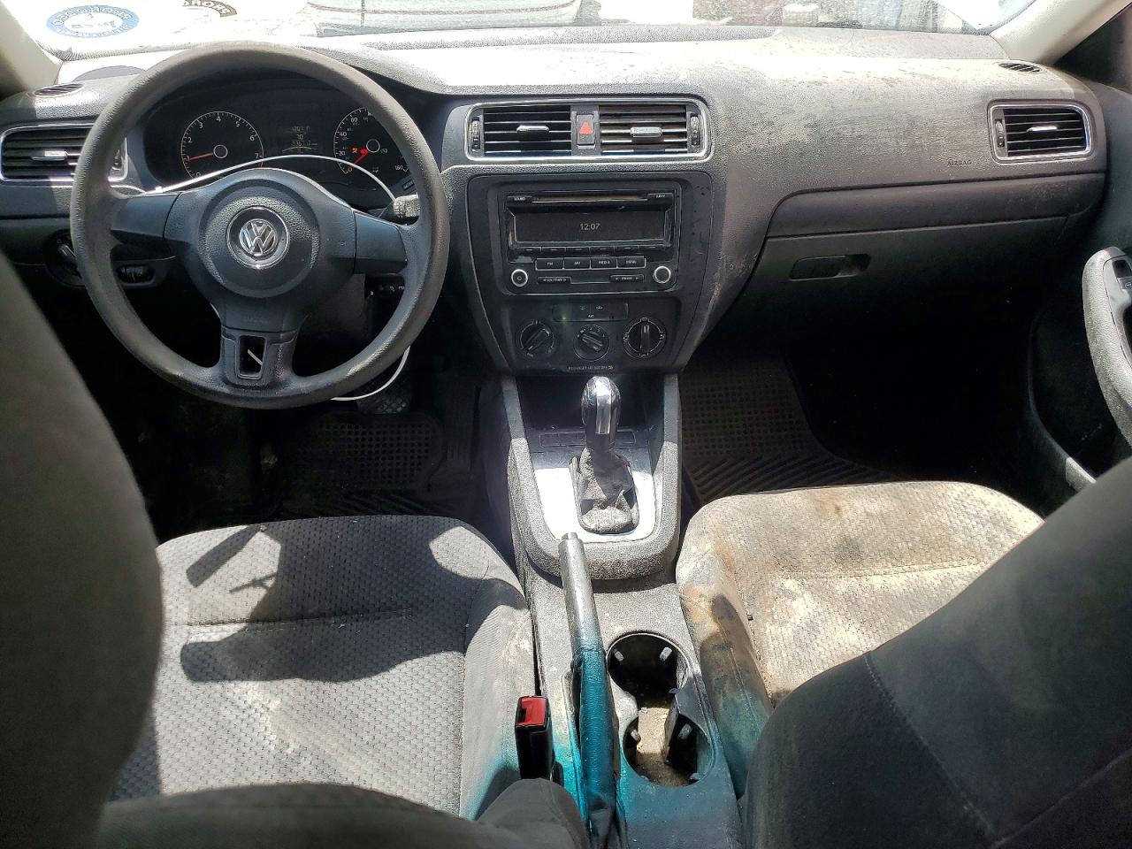 2013 VOLKSWAGEN JETTA BASE photo 8