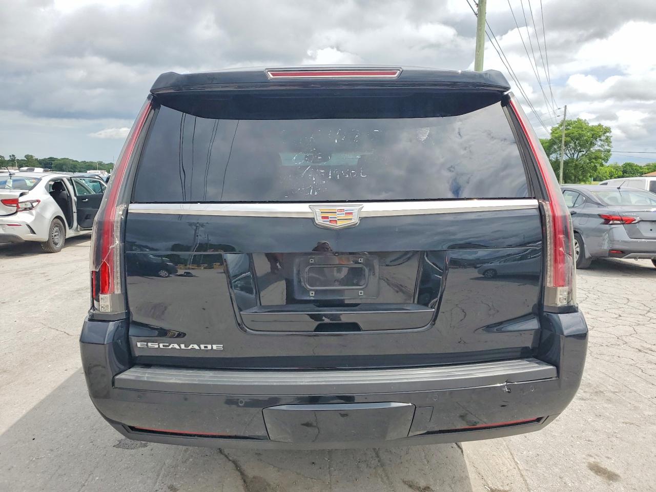 2015 CADILLAC ESCALADE ESV LUXURY photo 11