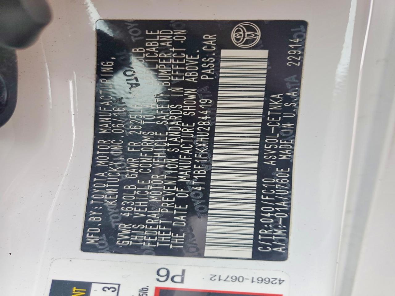 2017 TOYOTA CAMRY LE photo 23
