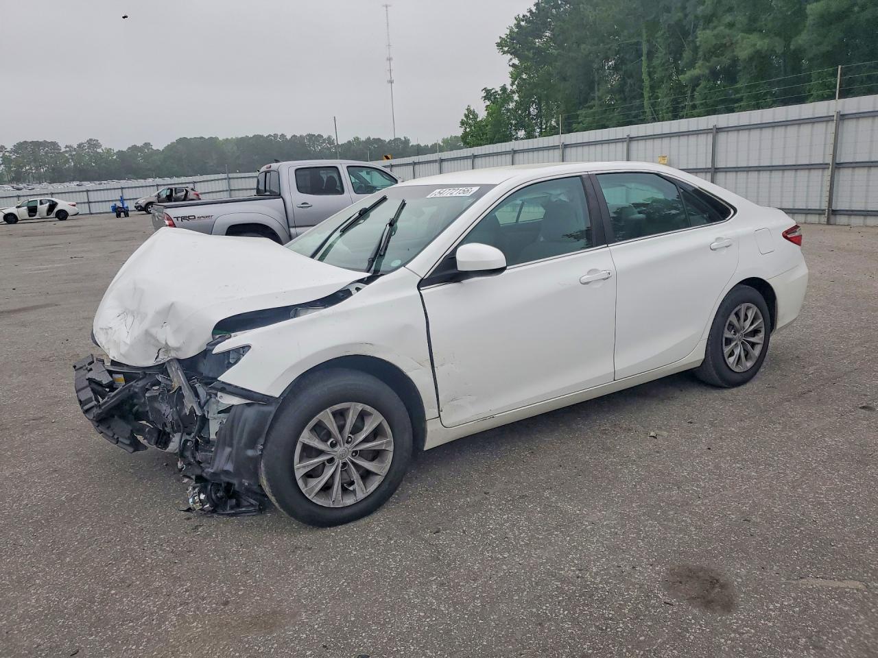 2017 TOYOTA CAMRY