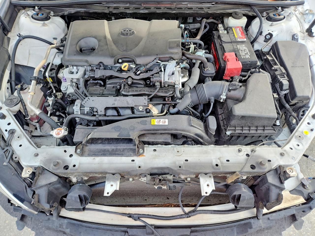 2019 TOYOTA CAMRY SE photo 21
