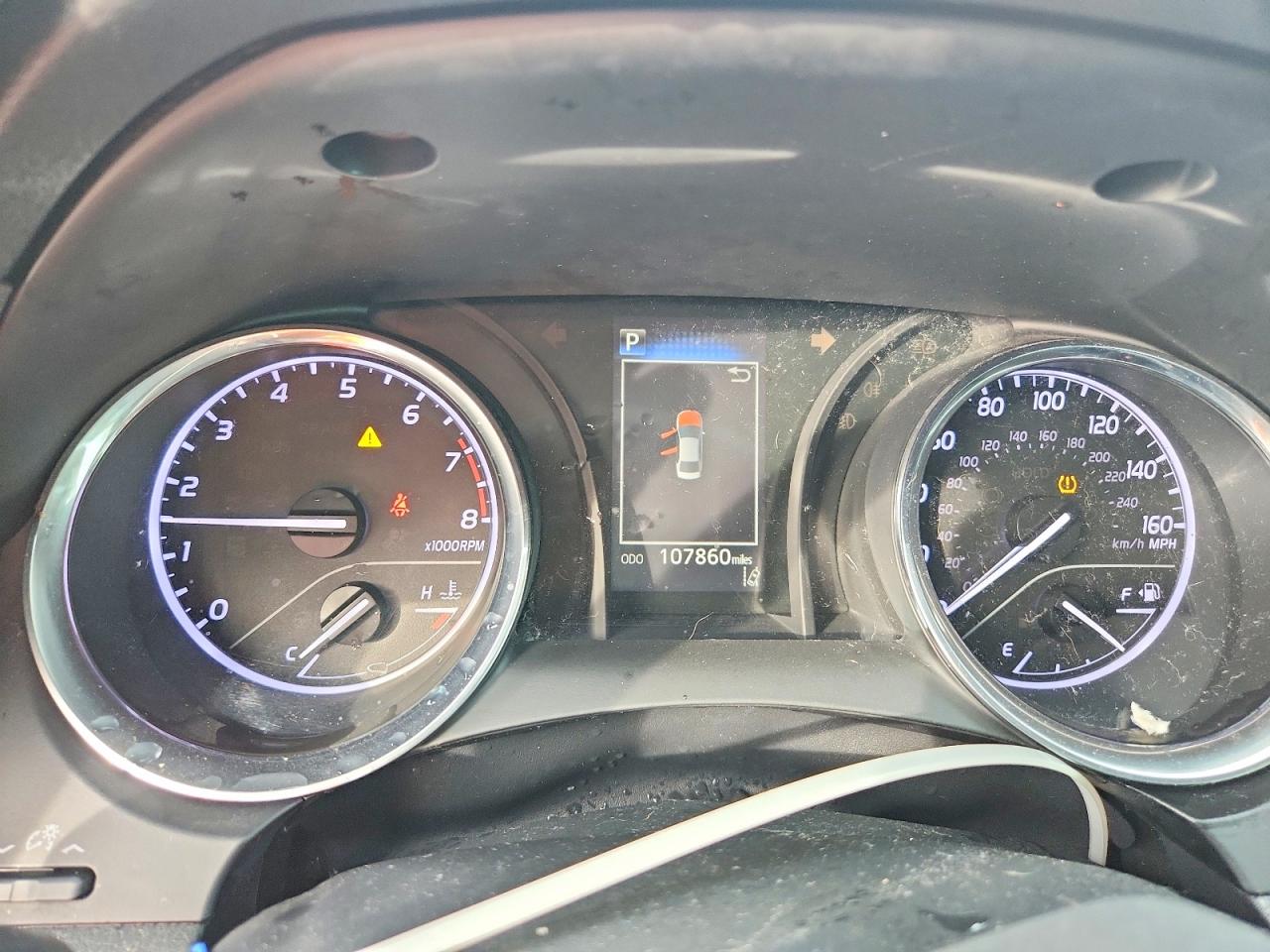 2019 TOYOTA CAMRY SE photo 17