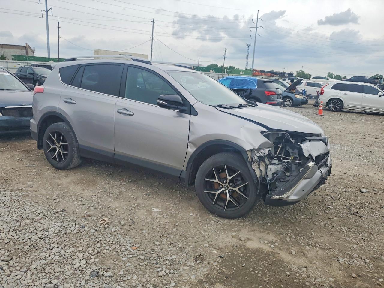 2017 TOYOTA RAV4 SE photo 10