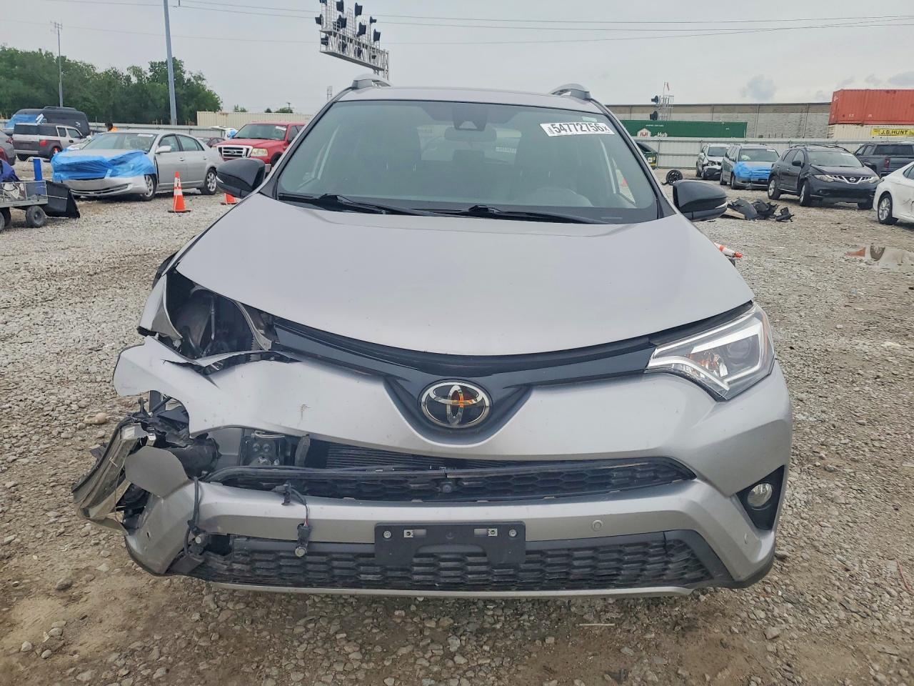 2017 TOYOTA RAV4 SE photo 13