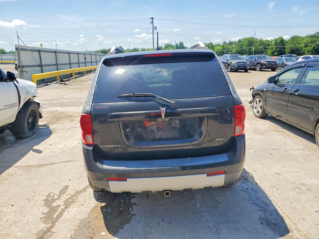 2009 PONTIAC TORRENT photo 11
