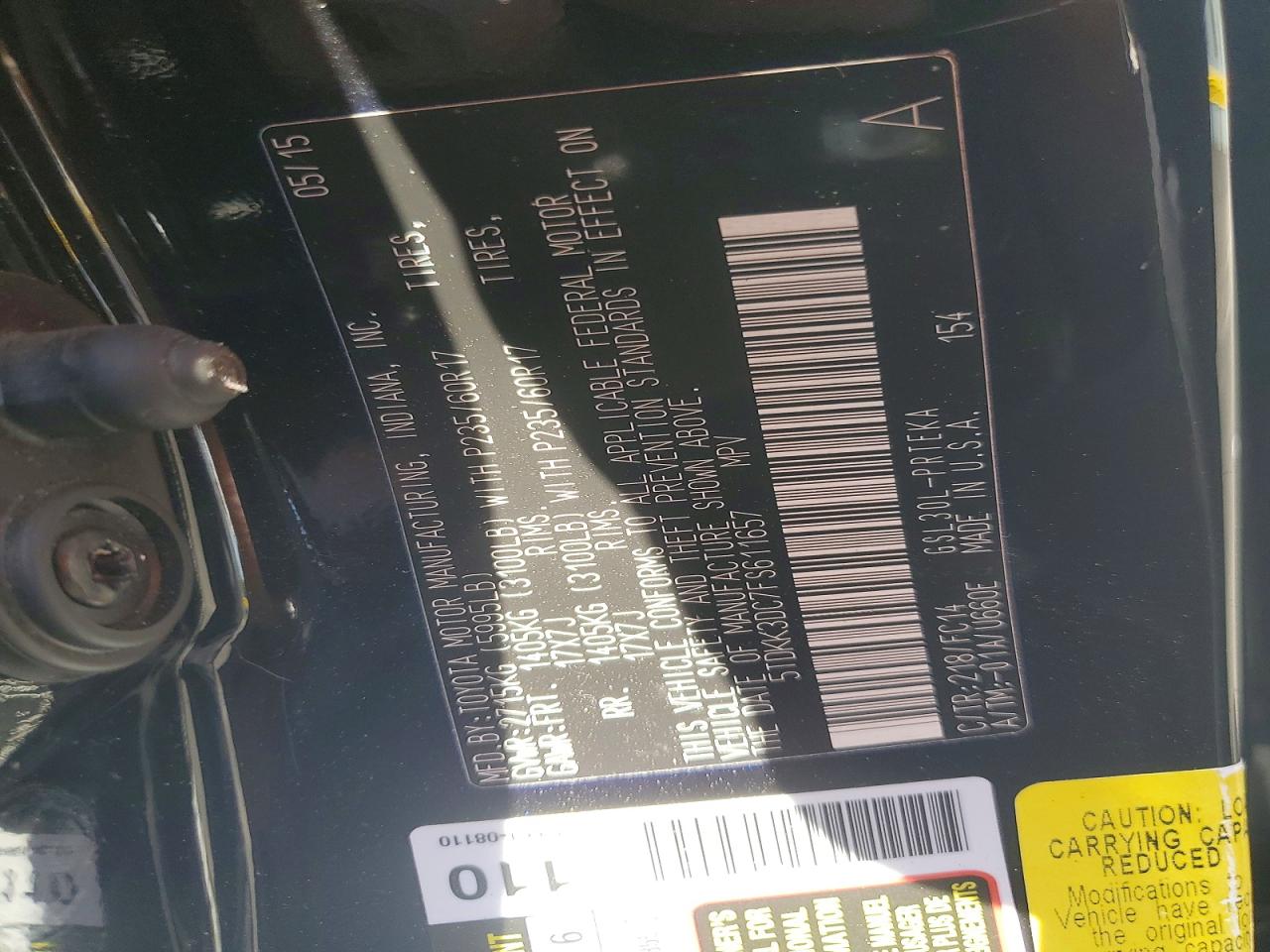 2015 TOYOTA SIENNA LE photo 25