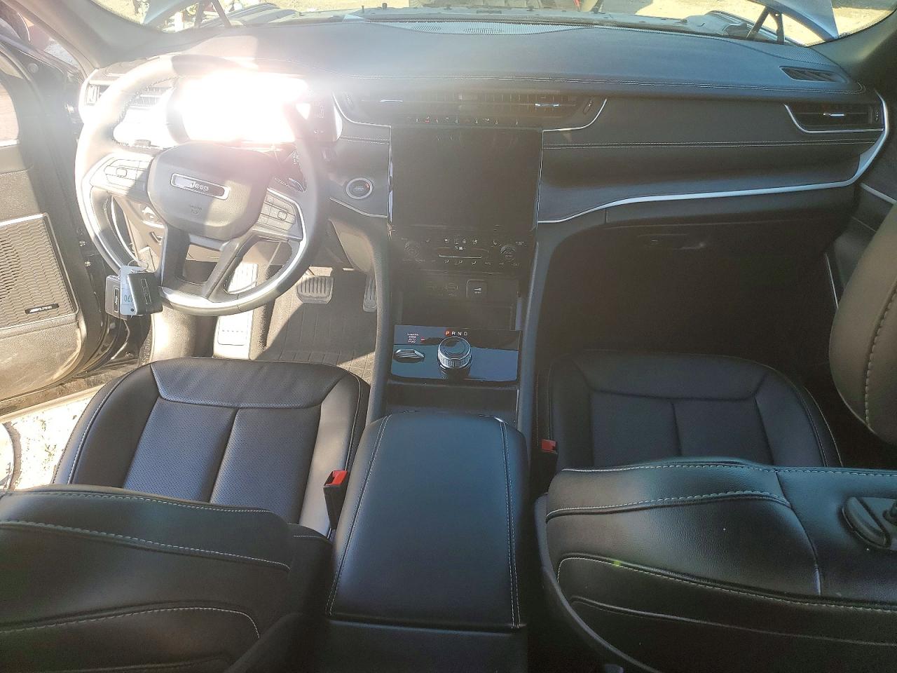 2024 JEEP GRAND CHEROKEE LIMITED photo 15