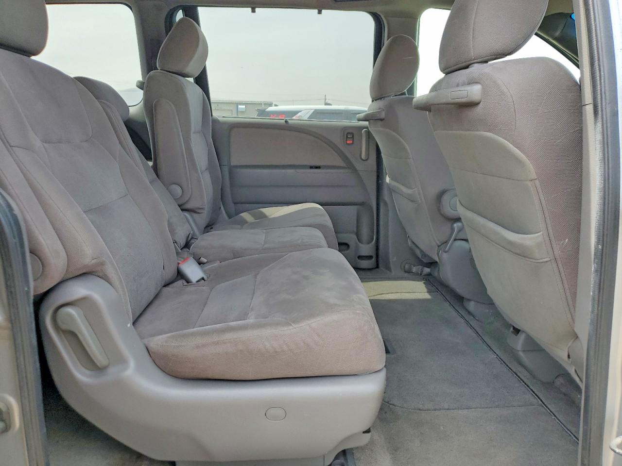 2010 HONDA ODYSSEY EX photo 21