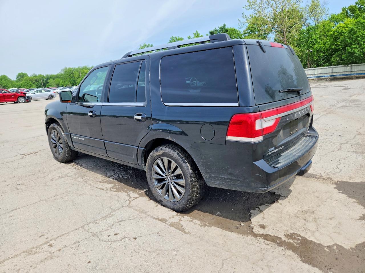 2015 LINCOLN NAVIGATOR photo 3
