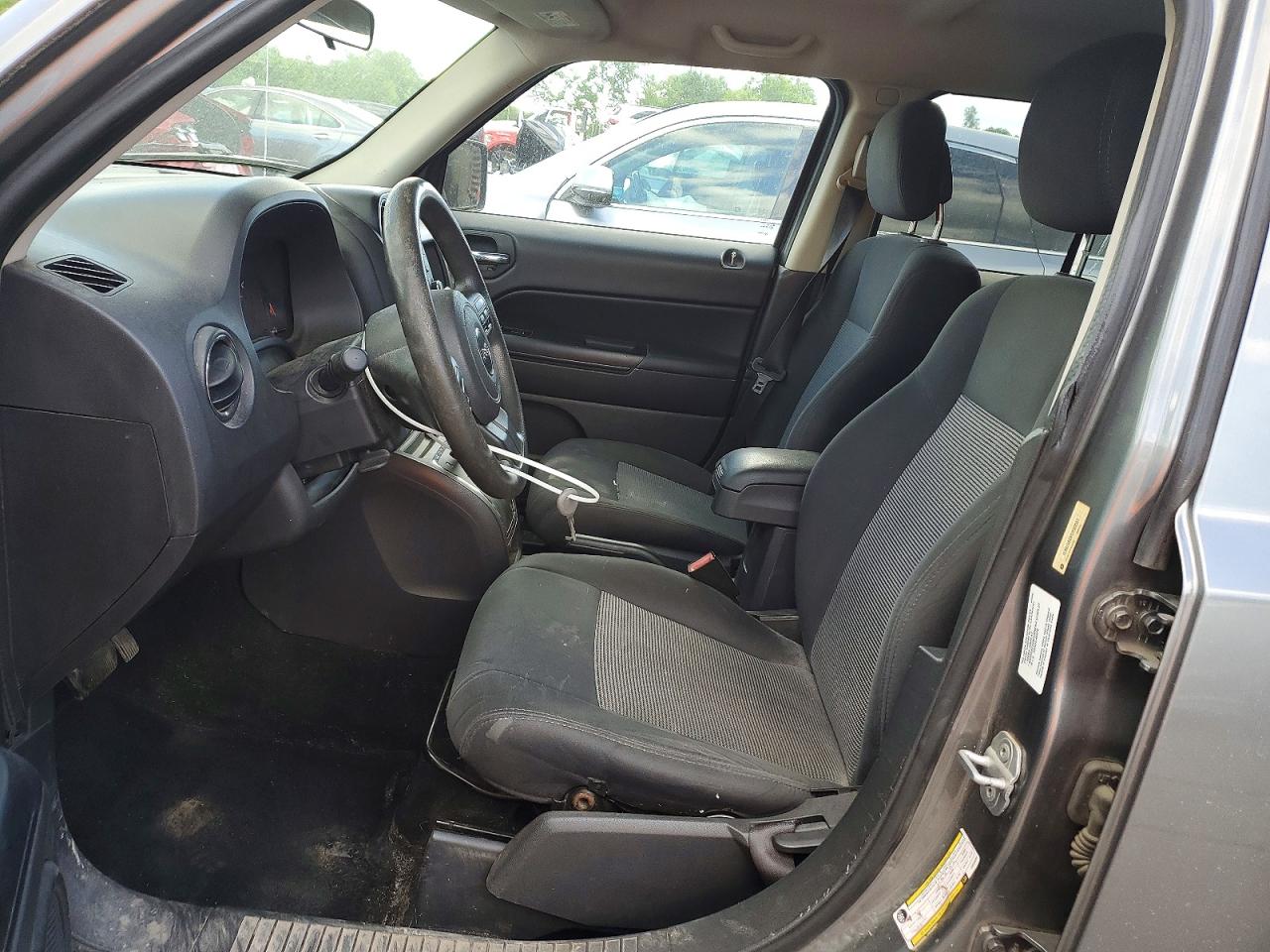 2012 JEEP PATRIOT SPORT photo 19