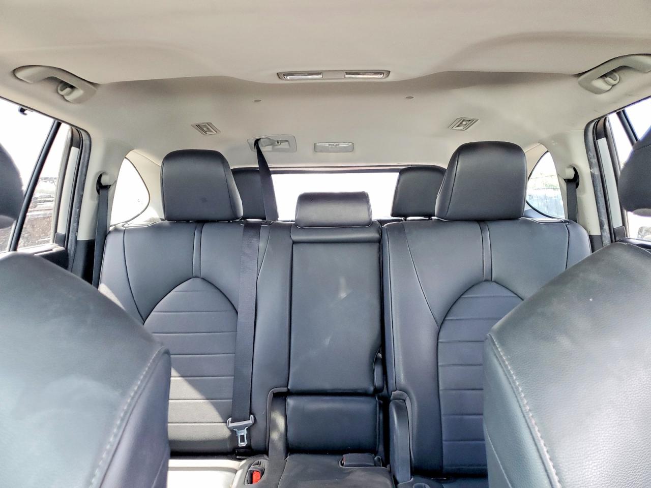2020 TOYOTA HIGHLANDER XLE photo 19