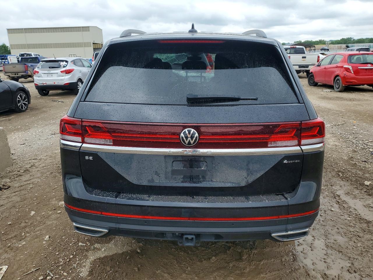 2024 VOLKSWAGEN ATLAS SE photo 11