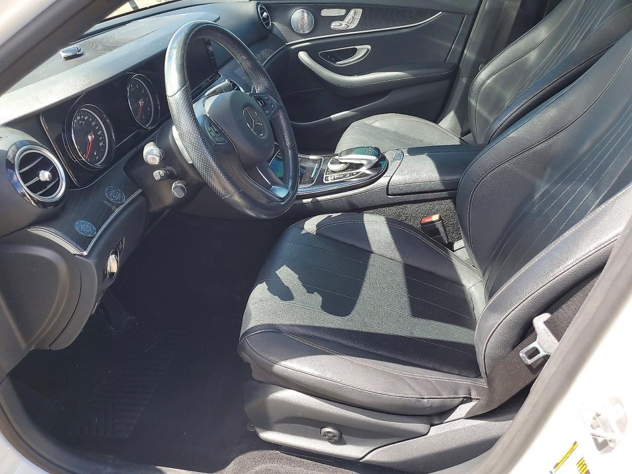 2017 MERCEDES-BENZ E 300 4MATIC photo 13
