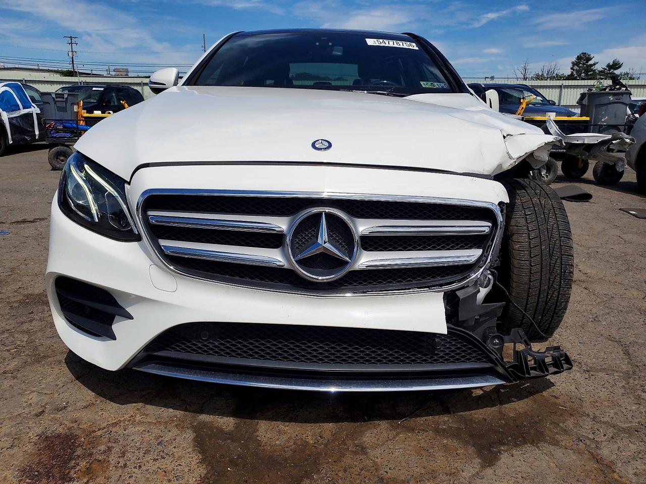 2017 MERCEDES-BENZ E 300 4MATIC photo 9