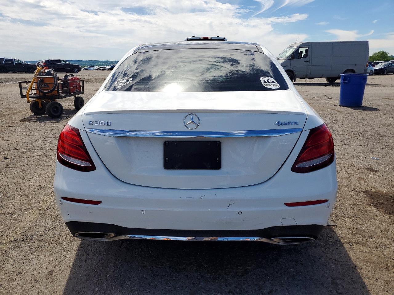 2017 MERCEDES-BENZ E 300 4MATIC photo 11