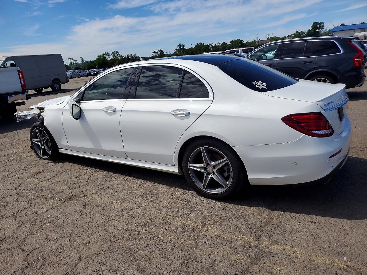 2017 MERCEDES-BENZ E 300 4MATIC photo 3