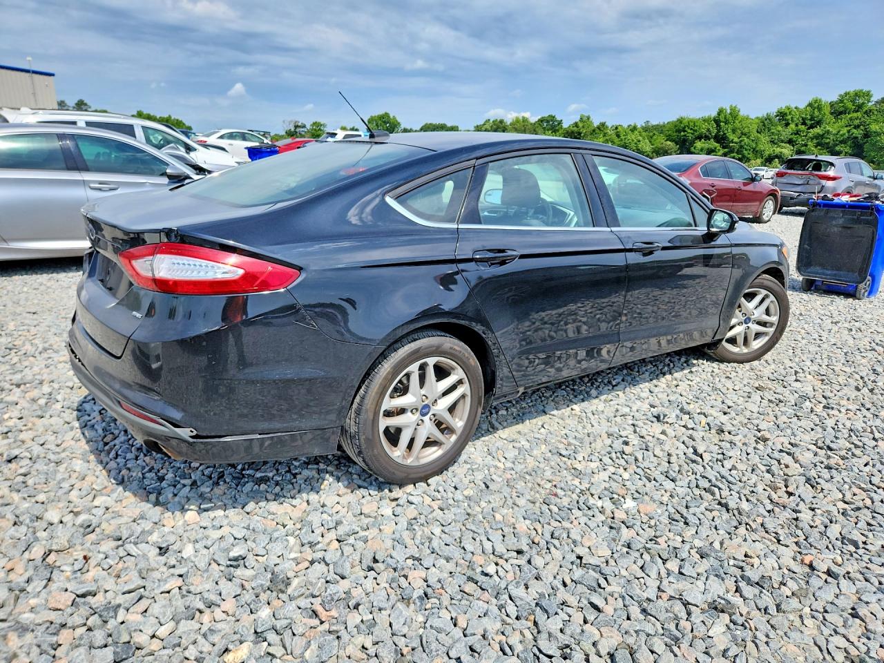 2016 FORD FUSION SE photo 5
