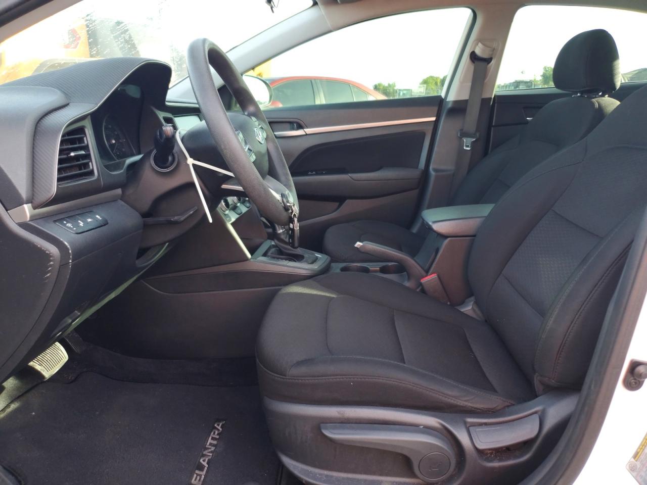 2019 HYUNDAI ELANTRA SEL photo 13