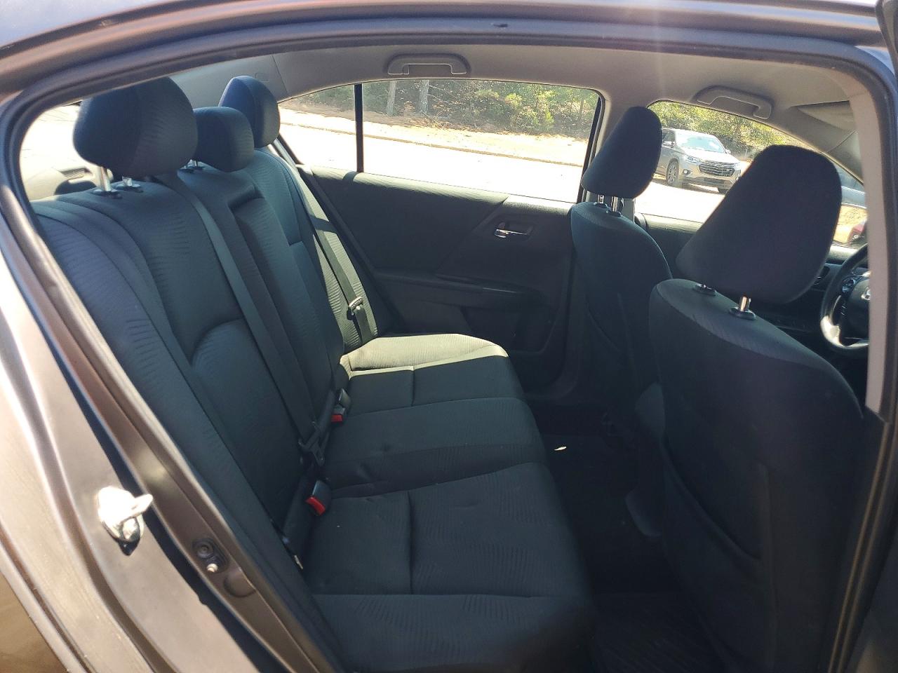2015 HONDA ACCORD LX photo 19