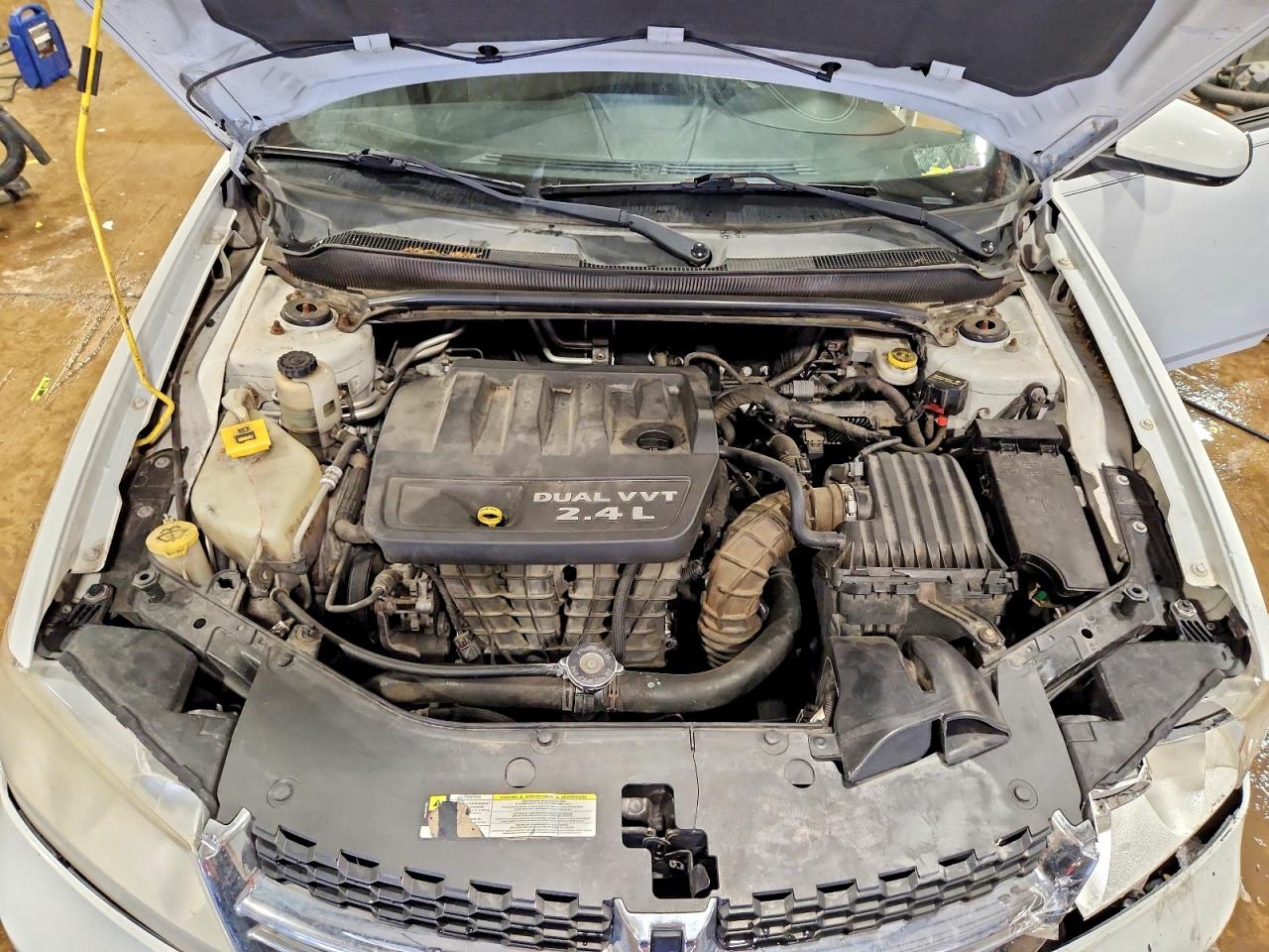 2012 DODGE AVENGER SXT photo 31