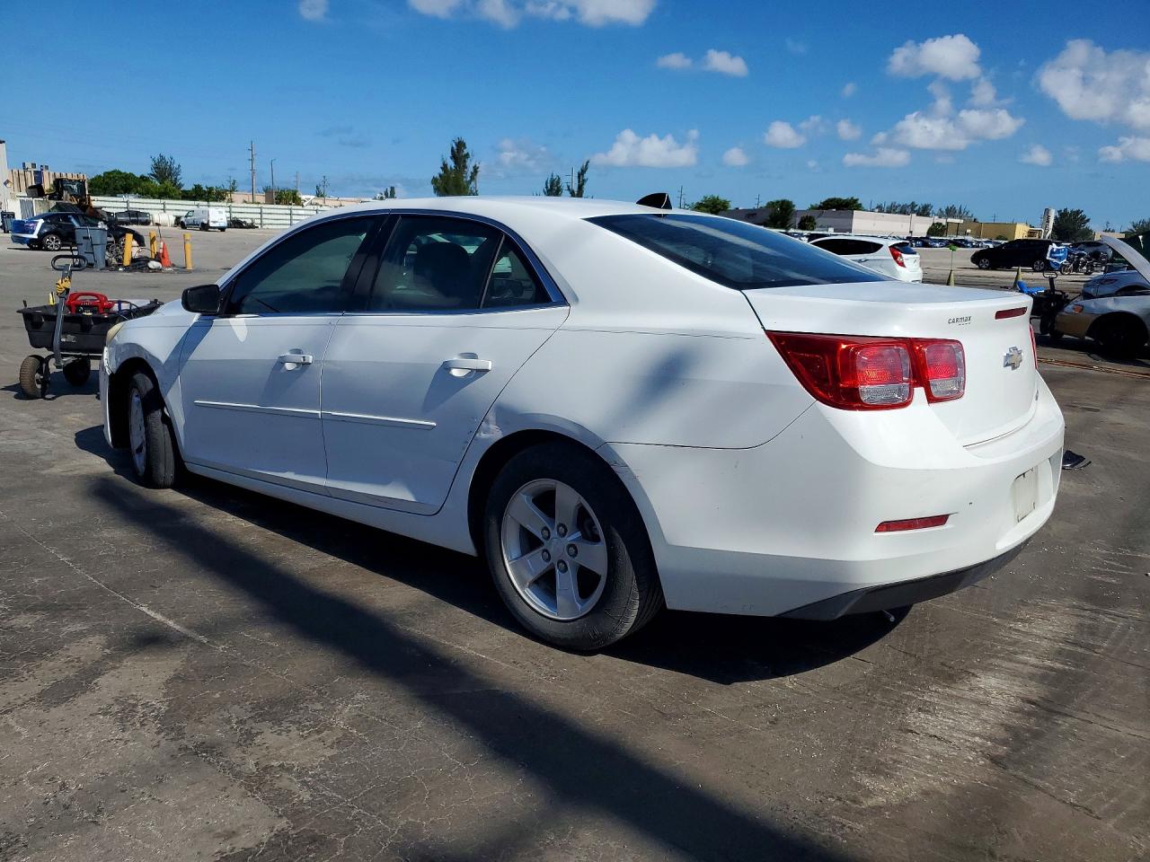 2013 CHEVROLET MALIBU LS photo 2
