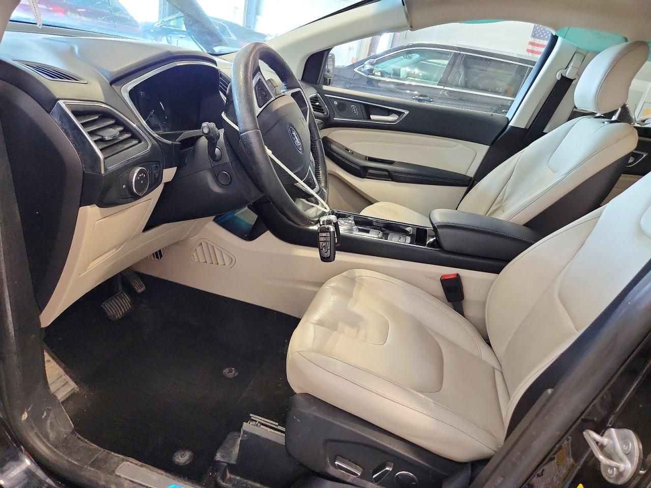 2019 FORD EDGE TITANIUM photo 19