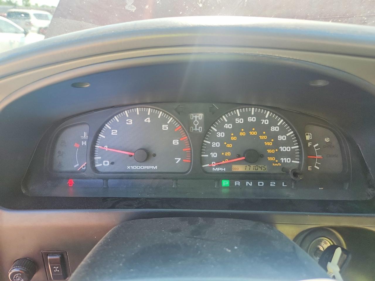 2002 TOYOTA 4RUNNER SR5 photo 17