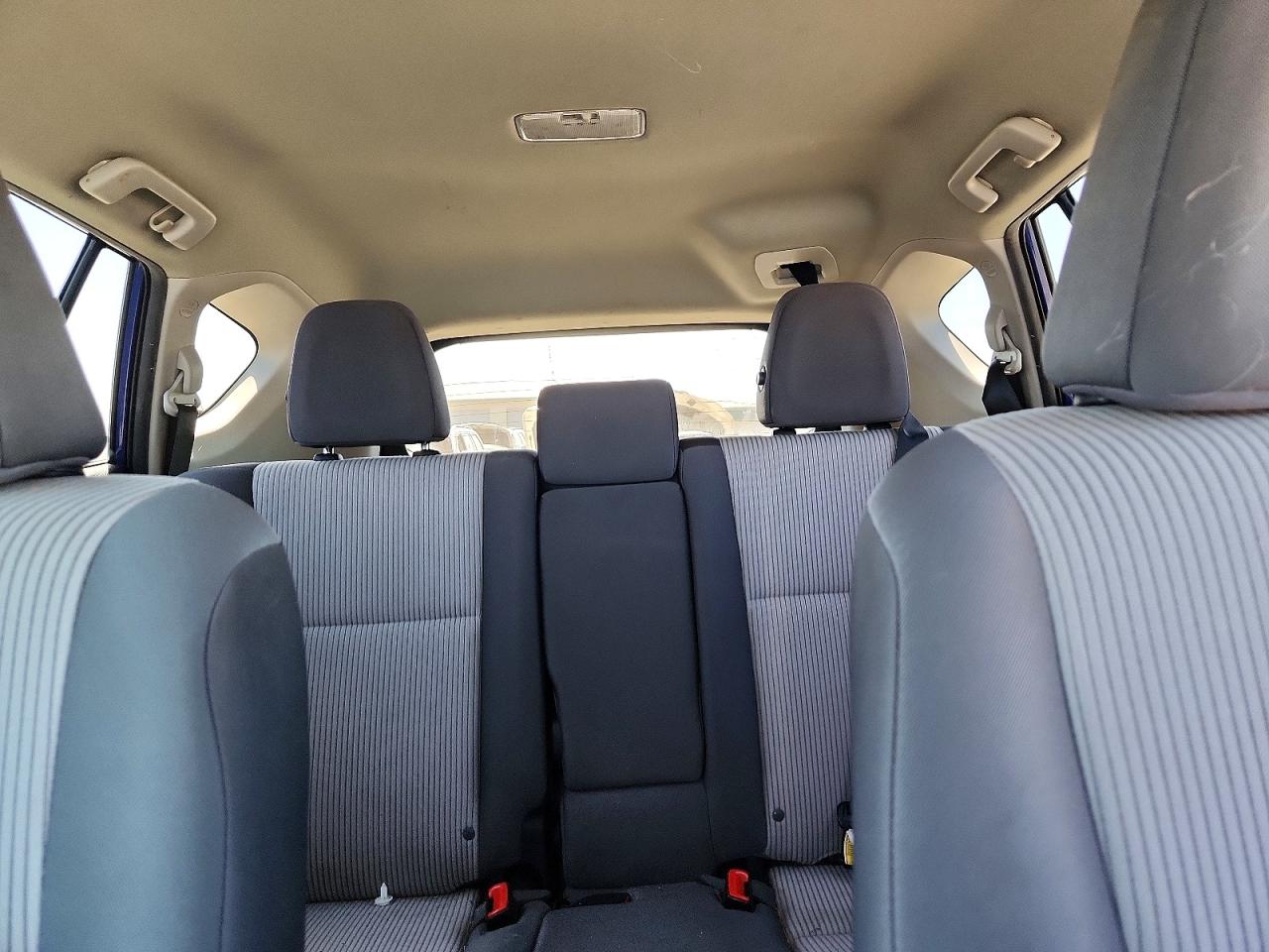 2015 TOYOTA RAV4 LE photo 19