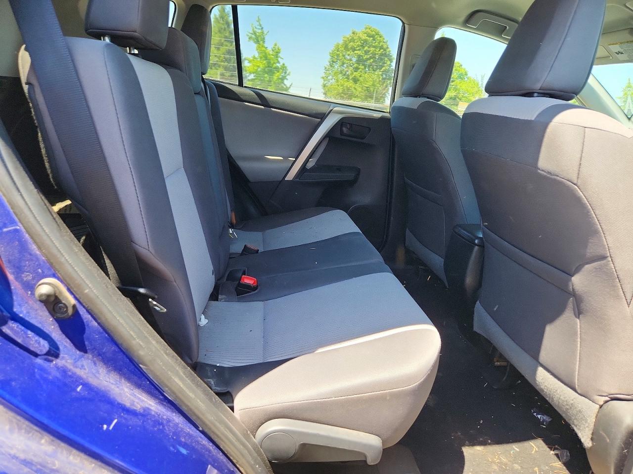 2015 TOYOTA RAV4 LE photo 21