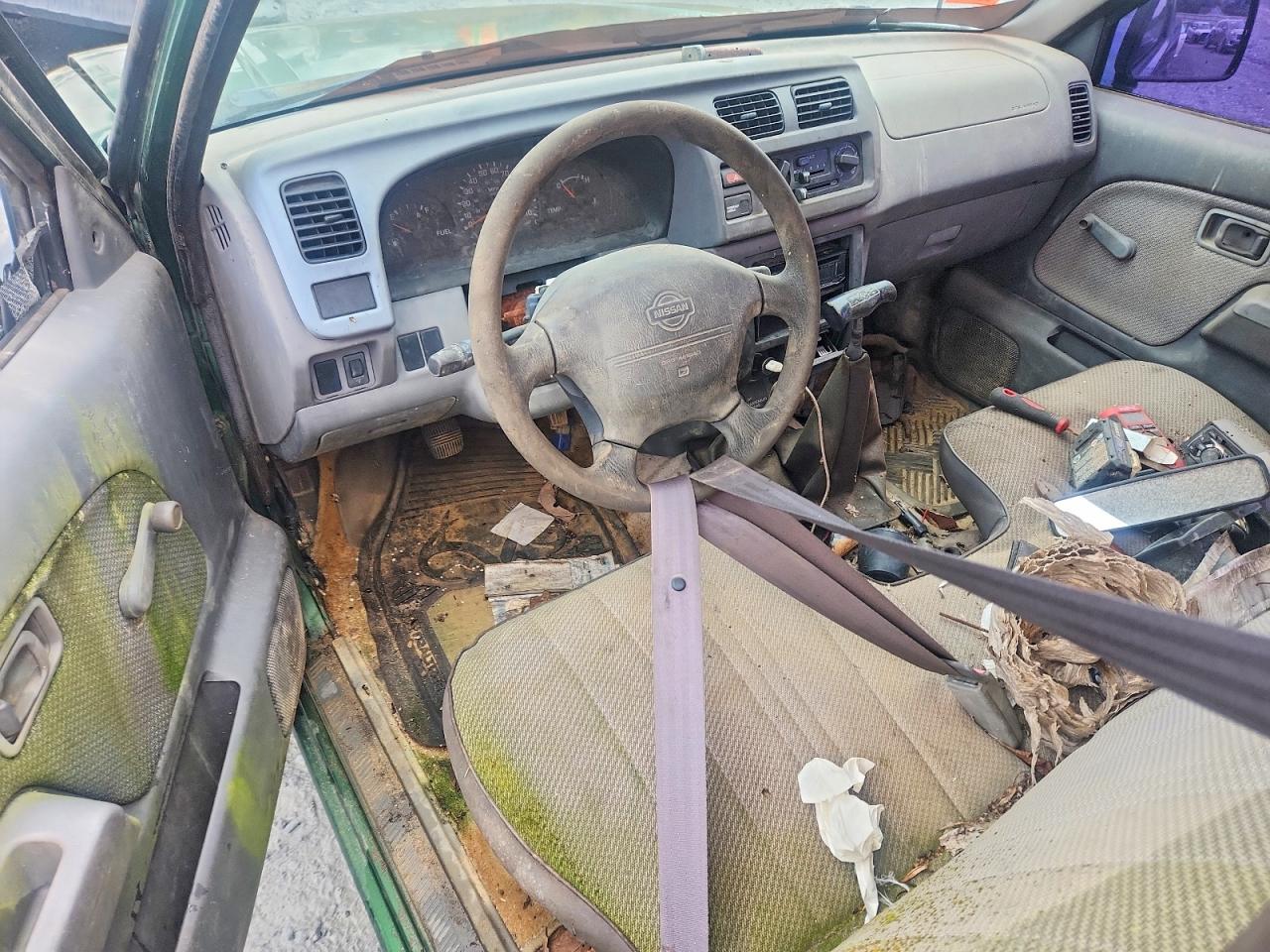 1998 NISSAN FRONTIER photo 8
