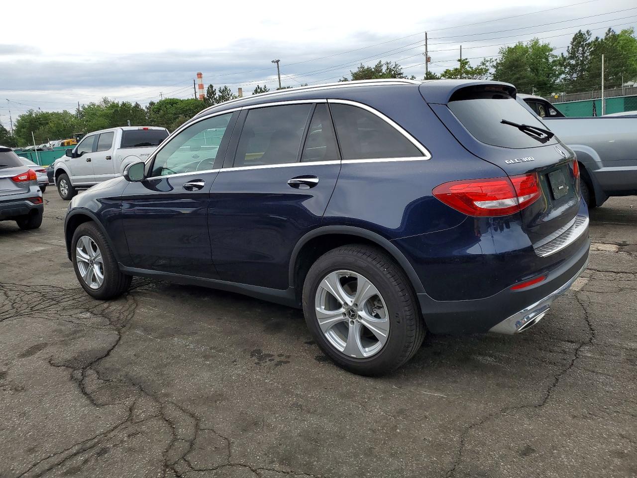 2018 MERCEDES-BENZ GLC 300 4MATIC photo 4