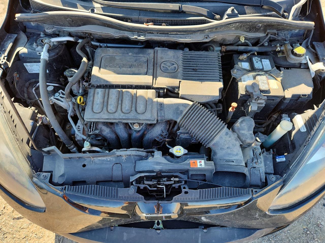 2011 MAZDA MAZDA2 photo 31