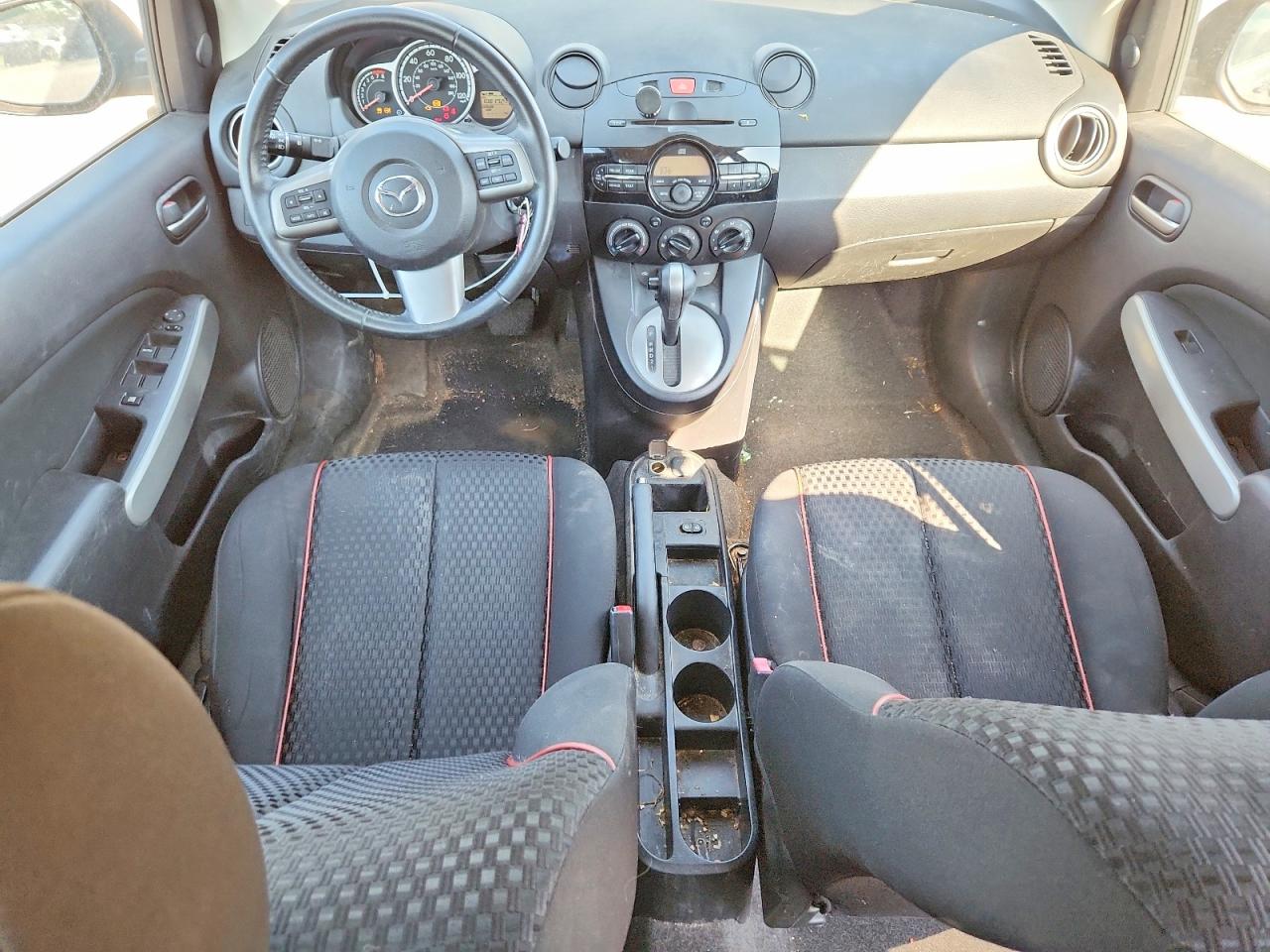 2011 MAZDA MAZDA2 photo 22