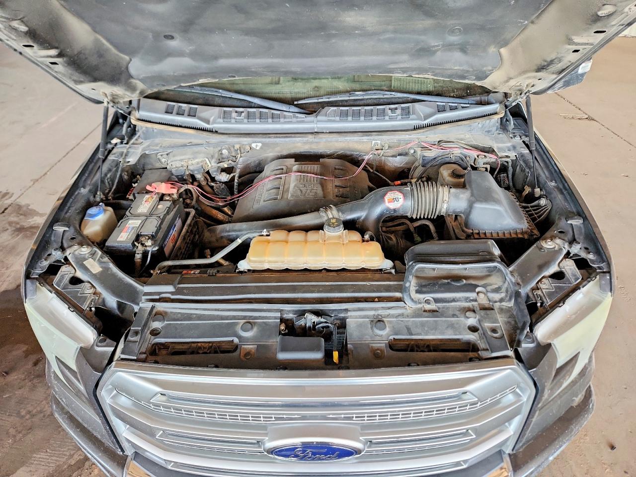 2015 FORD F150 SUPERCREW photo 11